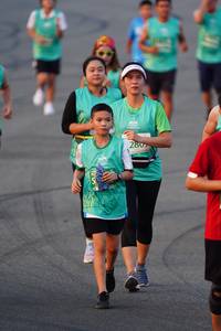 BIB: 280
                            <button type="button" onclick="openModal(10514927)" class="btn btn-primary btn-sm float-right btn-popup" data-toggle="modal" data-target=".modal-high-quality">
                        <i class="fas fa-shopping-cart"></i> Add to Cart
                    </button>
                                            <button type="button" onclick="isThisMe(10514927, true)" class="btn btn-success btn-sm float-right btn-popup btn-isme hidden" data-toggle="tooltip" data-placement="bottom" title="นี่คือรูปของคุณใช่ไหม คลิกที่นี่เพื่อเอาเข้าอัลบั้ม">
                        <i class="fas fa-plus"></i> Add to album
                    </button>
                    <button type="button" onclick="isThisMe(10514927, false)" class="btn btn-warning btn-sm float-right btn-popup btn-isnotme hidden">
                        <i class="fas fa-ban"></i> Remove from album
                    </button>